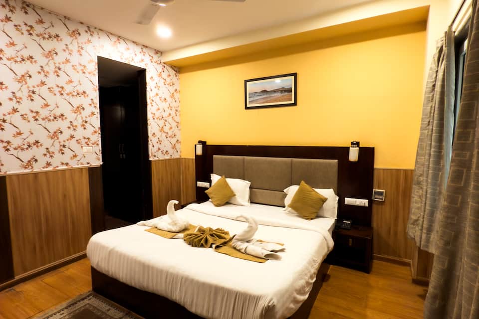 Hotel Royal Palm - A Budget Hotel in Udaipur