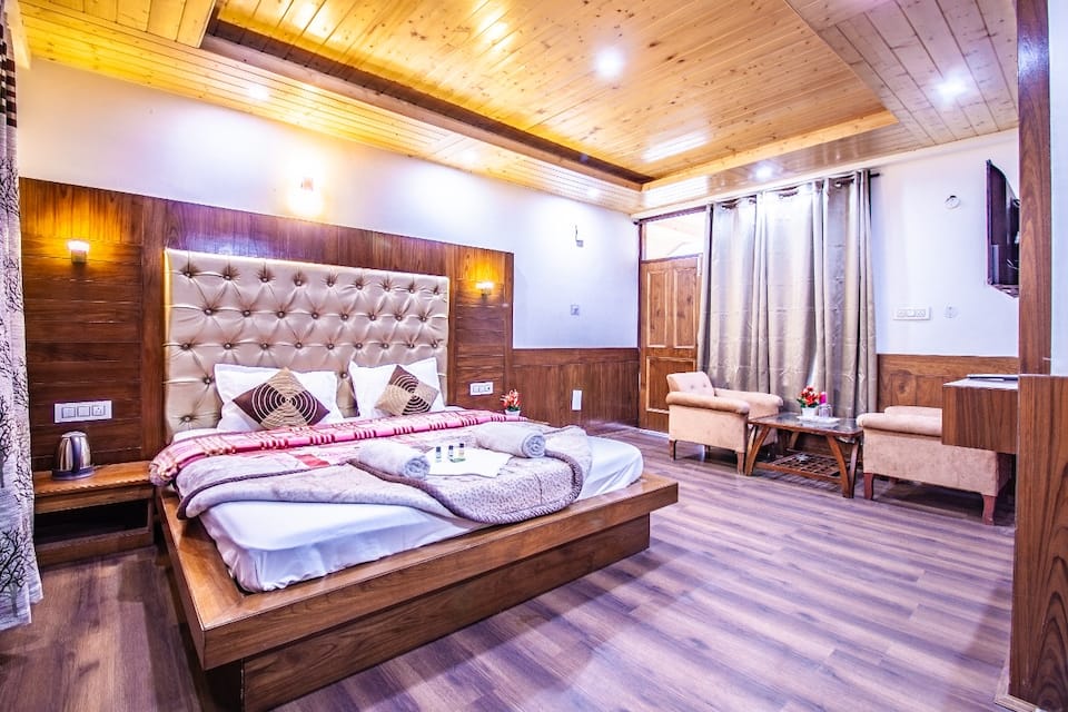 Gautam Hotel and Cottage