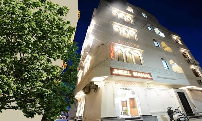 Hotel Jheel Mahal, Udaipur