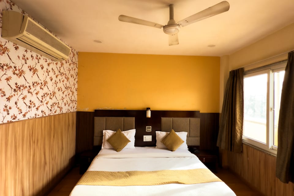 Hotel Royal Palm - A Budget Hotel in Udaipur