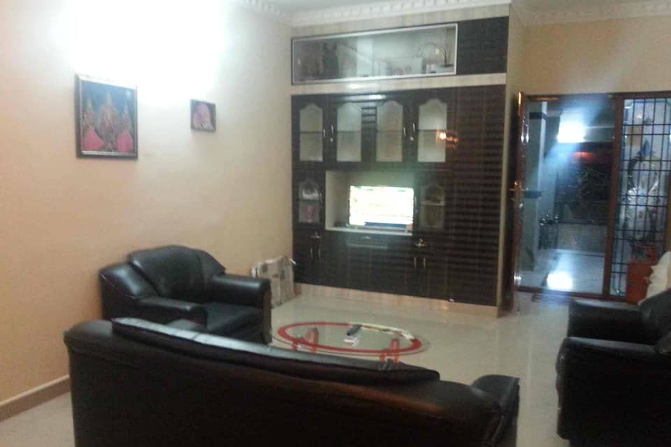 Rama Service Apartment