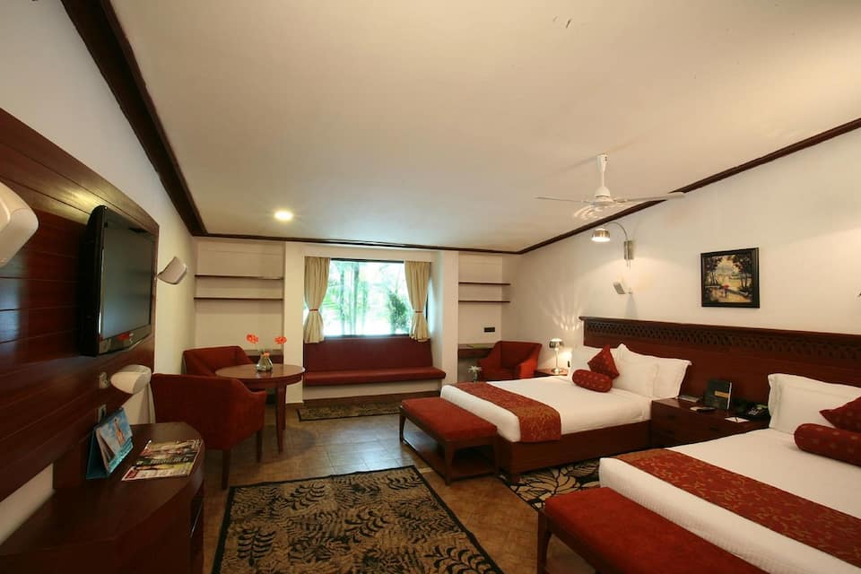 Bay Window Suite