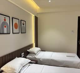 Super Deluxe Room