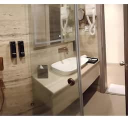 Standard Room with Garden View