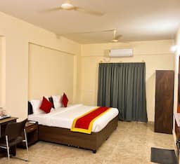 Executive Business Room