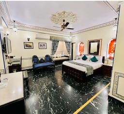 Royal Deluxe Room