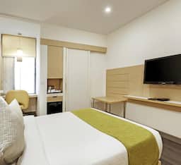 Deluxe Room - 1 Double Bed