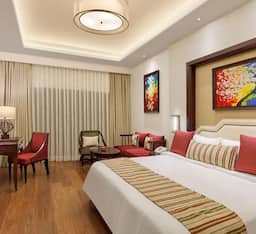 Superior Room - 1 Double Bed 30SQM WiFi Shower