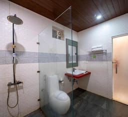 Deluxe room with Balcony