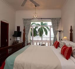 Sea Facing Deluxe Suite Double Room