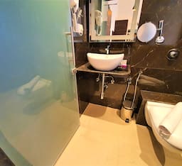 Deluxe City View Room