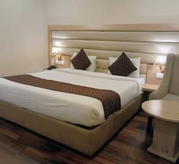 Premier Room