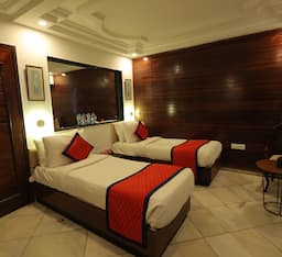 Standard Twin Room
