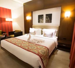 Superior King Room