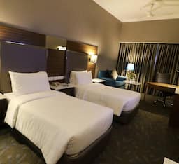 Premium Twin Bed Room