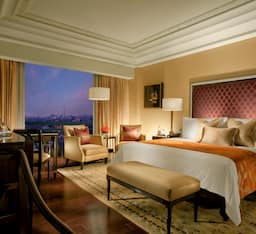Grand Palace Room - King-Twin Bed