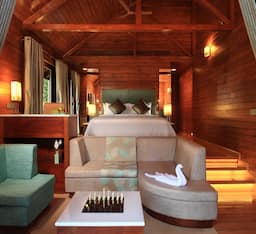 Luxury Cottage (Child below 12 years is not allowed)