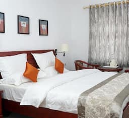 TWO SINGLE BED ROOM WITH COMMON BATHROOM