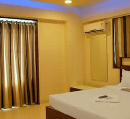 Deluxe AC Room