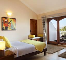 Deluxe Room with Balcony