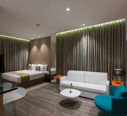 Deluxe Studio Room