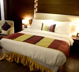 Executive room with City view and Double Bed