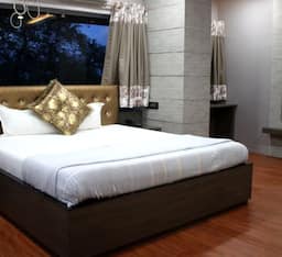 Super Deluxe Room
