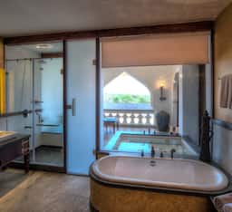 Nivasa Room - Deluxe Suite