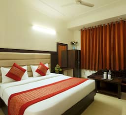 Triple Deluxe AC Room