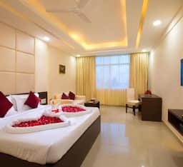 Deluxe Family Room