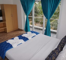 Studio Room