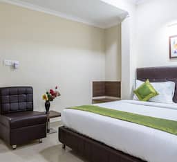 Executive Twin Deluxe Room