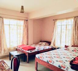 Six Bedded Room