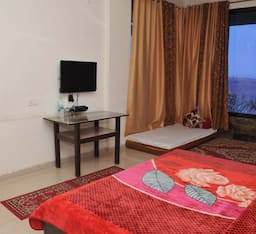 Deluxe Non AC Room
