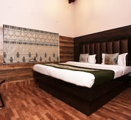 Double Bed Room