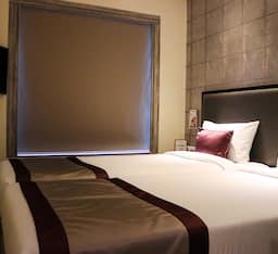 Standard Twin Double Room