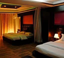 Semi Deluxe Room