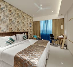 Winter Green Double Room