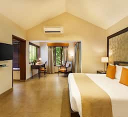 Superior Room Garden View King Bed