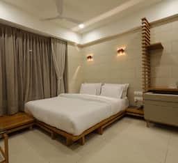 440 EXPRESS ROOM