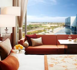 Luxury Room King Bed