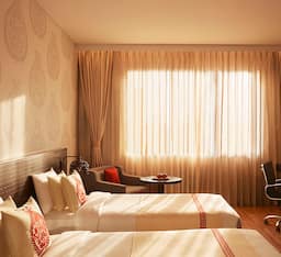 Superior City View Twin Bed