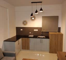 Studio Apartment With Living Room