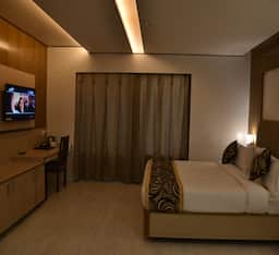 Super Deluxe Room