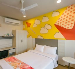 Luxe Queen Room