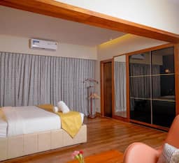 Executive King Room