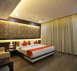 Astoria Premium Orchid View with Balcony