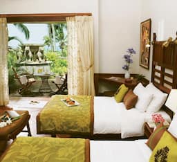 Superior Cottages Garden View Twin Bed