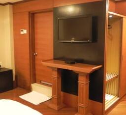 Deluxe A/C Room