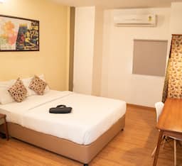 Deluxe AC Room